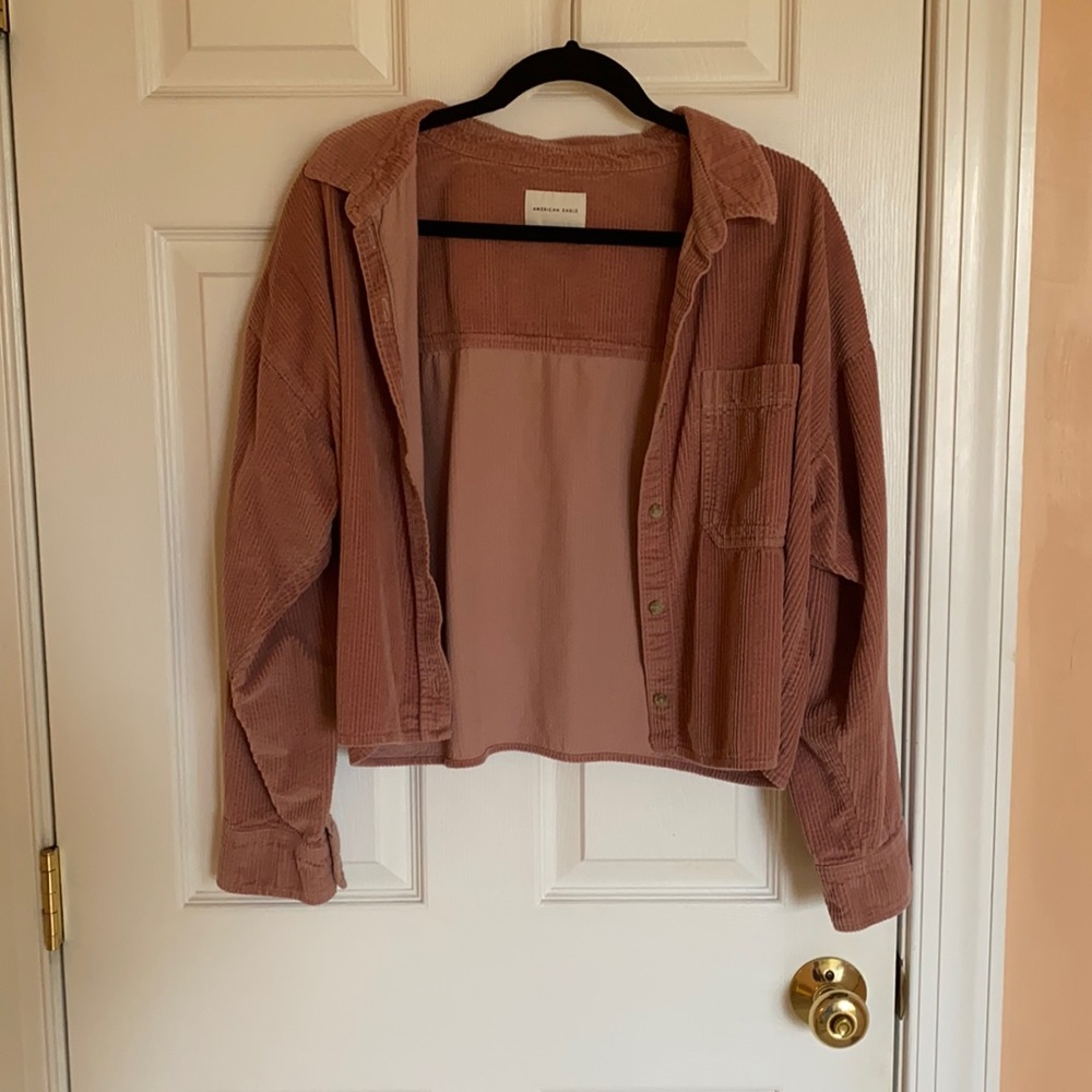 American eagle rust rose colored corduroy button up
